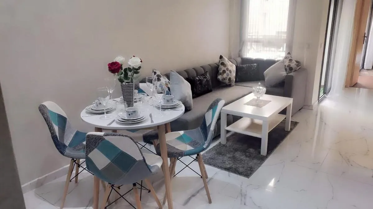 Elegant And Modern Apartment 10 Min From Center Of Καζαμπλάνκα